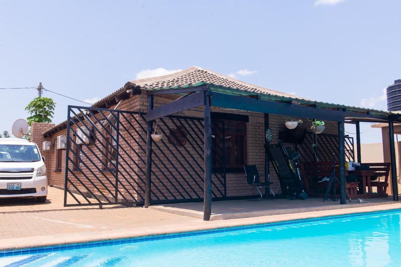 Casa Da Noleen Matola 外观 照片